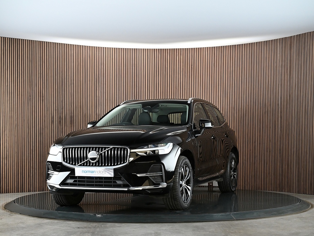 Volvo XC60 2.0H T6 Recharge 18.8Kwh Core Suv Plug- OW23SDV Black #6