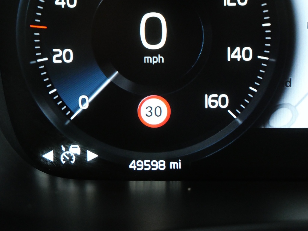 Volvo V90 D4 Inscription Xenium Pack, Blis Gold #39