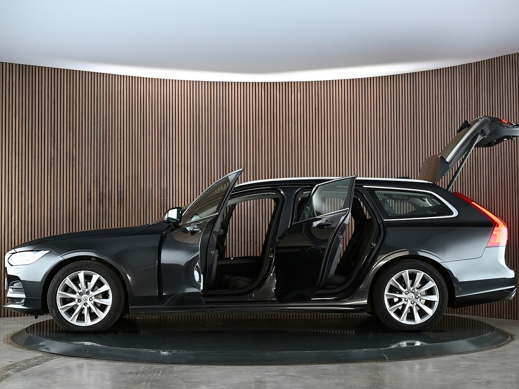 Volvo V90 D4 Inscription Xenium Pack, Blis Gold #18