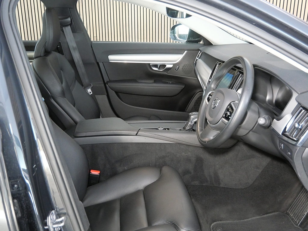 Volvo V90 D4 Inscription Xenium Pack, Blis Gold #24