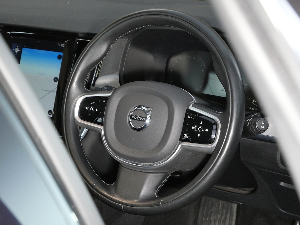 Volvo V90 D4 Inscription Xenium Pack, Blis Gold #20