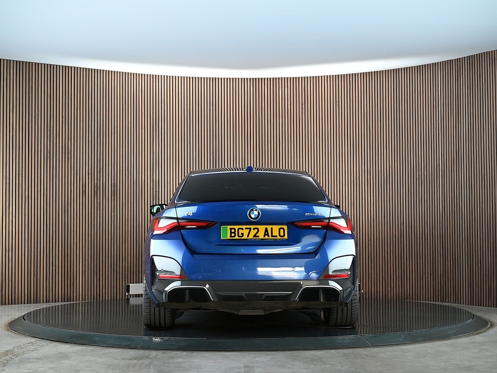 BMW i4 40 83.9Kwh M Sport Gran Coupe Ed Blue #6
