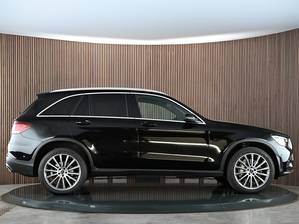 Mercedes-Benz GLC Class  Red #10