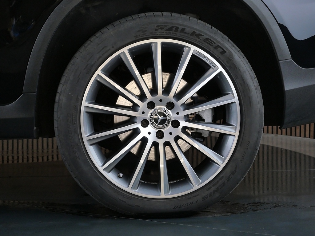 Mercedes-Benz GLC Class  Red #35