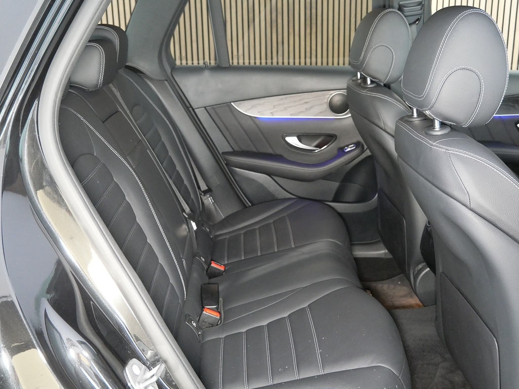 Mercedes-Benz GLC Class  Red #27