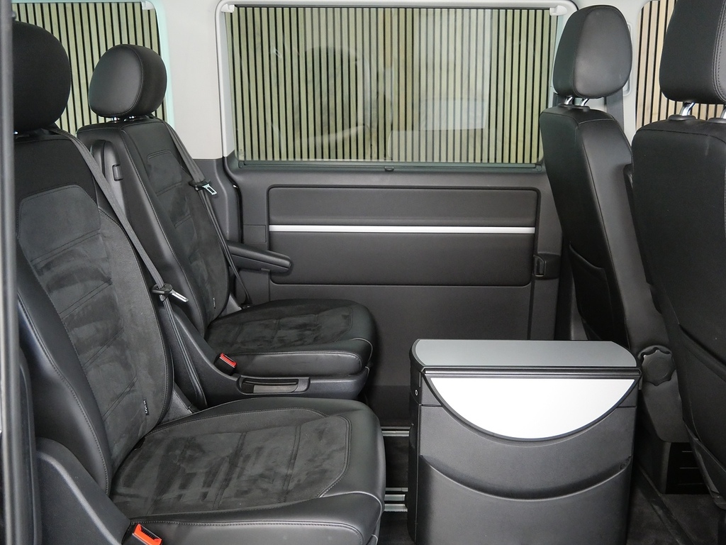 Volkswagen Caravelle 2.0 Bitdi Bluemotion Tech Executive Black #27