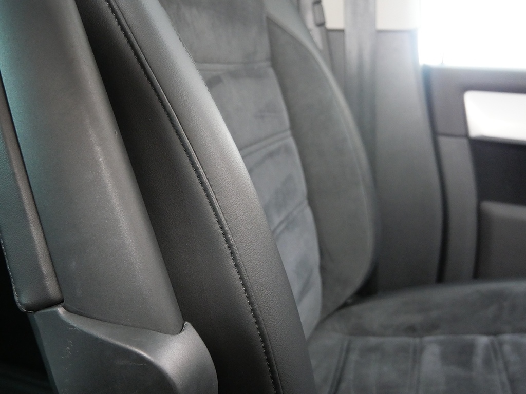 Volkswagen Caravelle 2.0 Bitdi Bluemotion Tech Executive Black #23