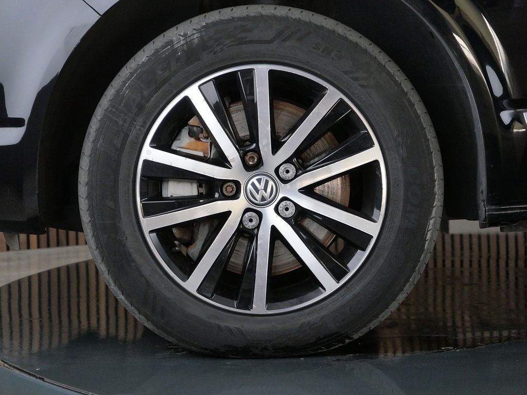 Volkswagen Caravelle 2.0 Bitdi Bluemotion Tech Executive Black #33