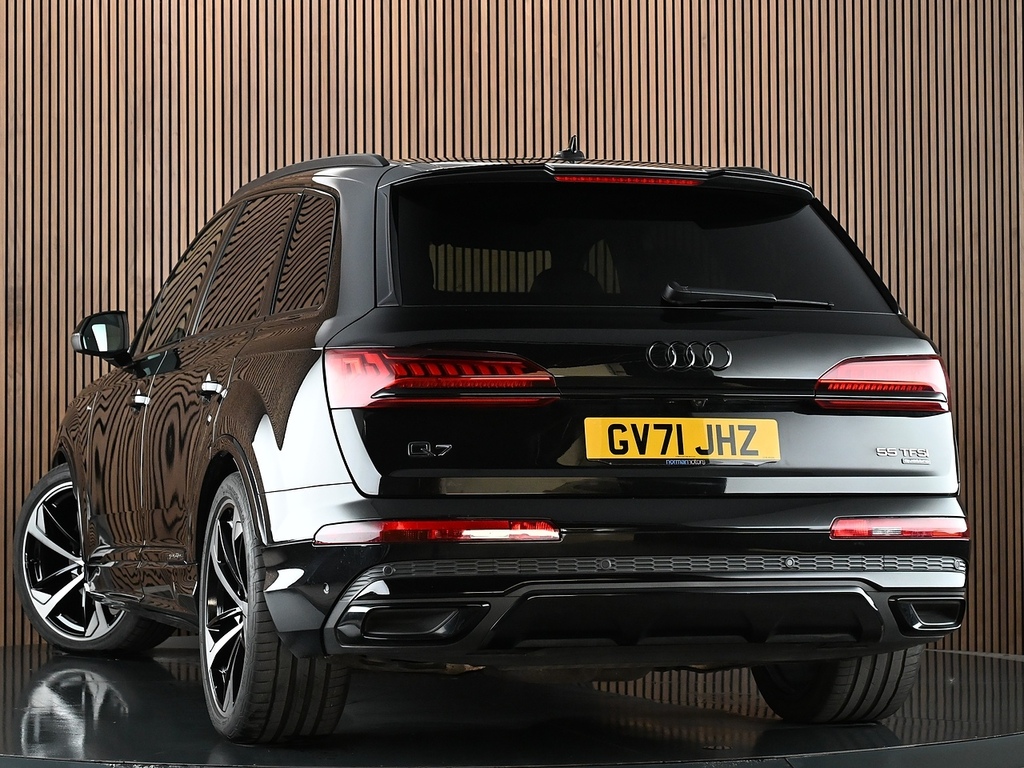 Audi Q7 3.0 Tfsi V6 55 Black Edition Suv Tiptro Black #2