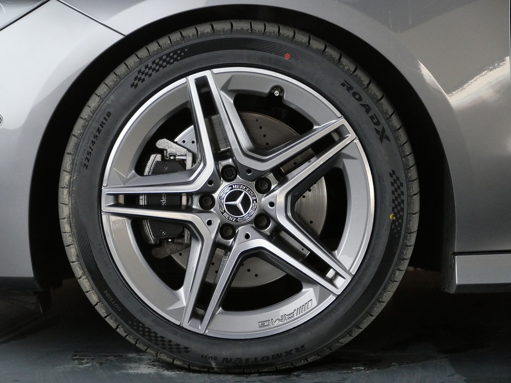 Mercedes-Benz CLA Class Saloon Grey #36