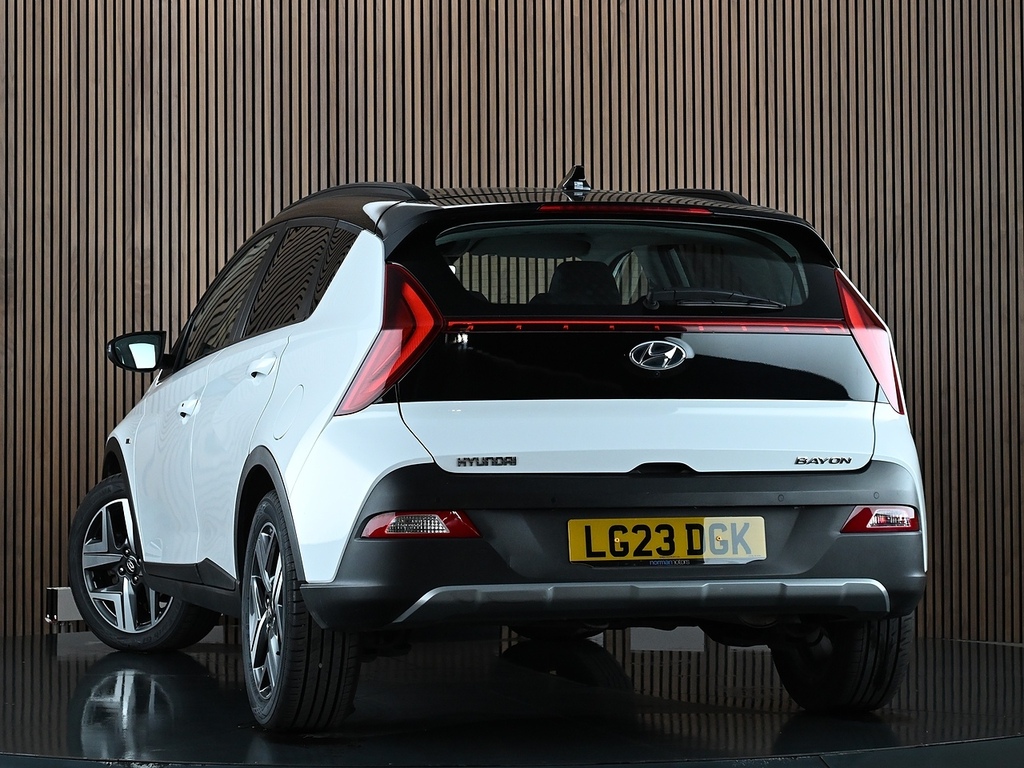 Hyundai Bayon 1.0 T-gdi Mhev Ultimate Suv Hybrid Dct White #2