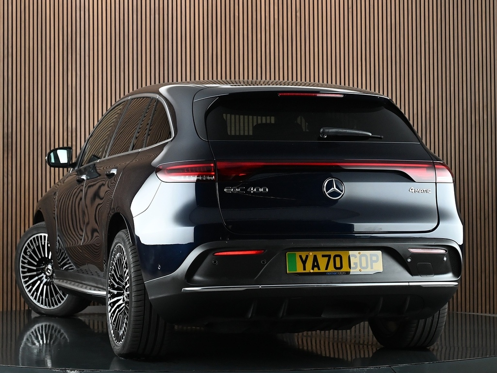 Mercedes-Benz EQC Eqc 400 80Kwh Amg Line Premium Suv Blue #2