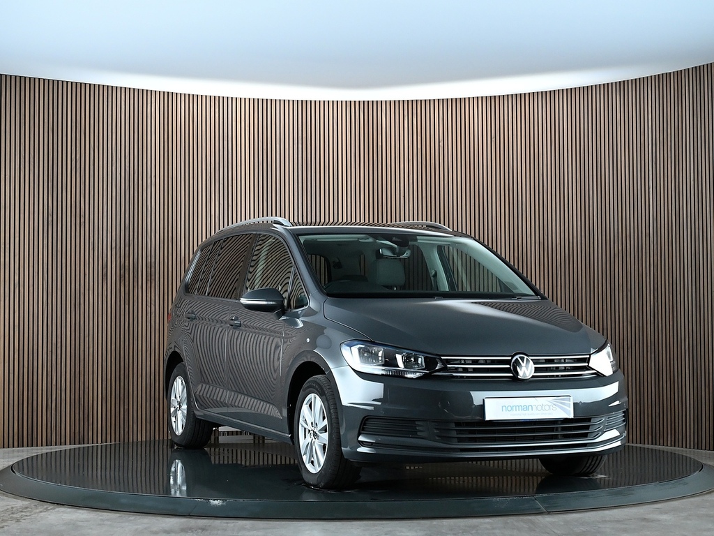 Volkswagen Touran 1.5 Tsi Evo Se Family Mpv Euro 6 Grey #4