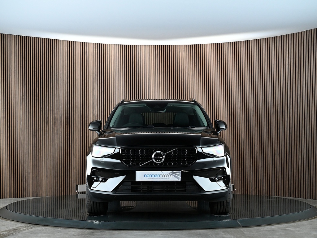 Volvo XC40 1.5H T5 Recharge 10.7Kwh Ultimate Dark Suv Pet Black #4