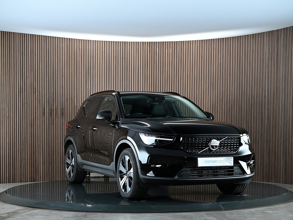 Volvo XC40 1.5H T5 Recharge 10.7Kwh Ultimate Dark Suv Pet Black #3