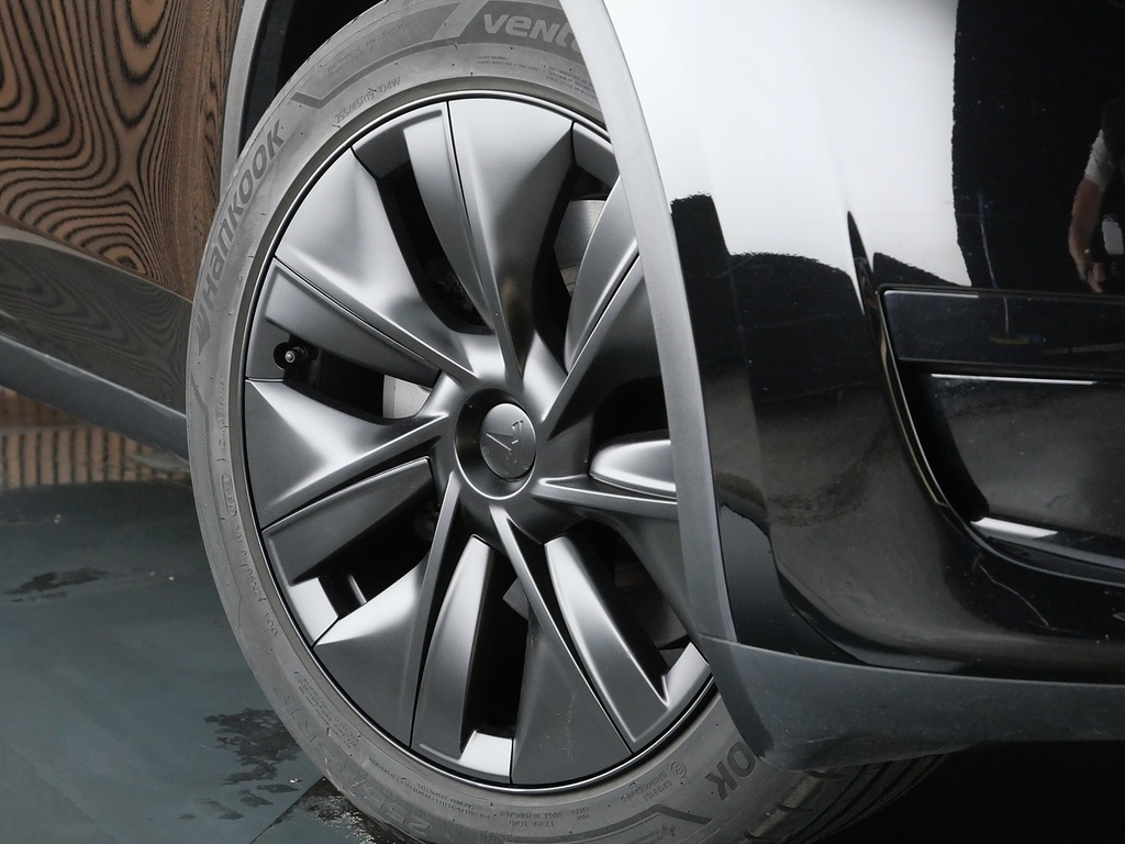 Tesla Model Y Suv Rwd 202424 White #12