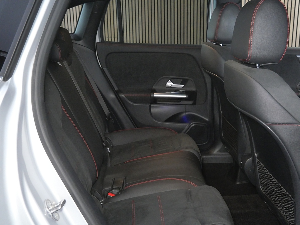 Mercedes-Benz GLA Class Amg Line Black #28