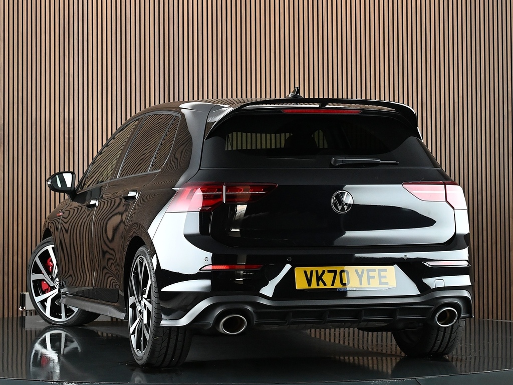 Volkswagen Golf 2.0 Tsi Gti Clubsport Hatchback Dsg Eur Black #2