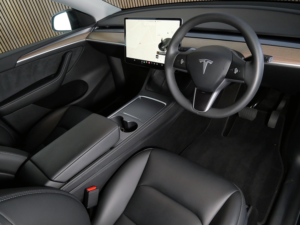 Tesla Model Y Dual Motor Long Range Suv 4Wde Black #3