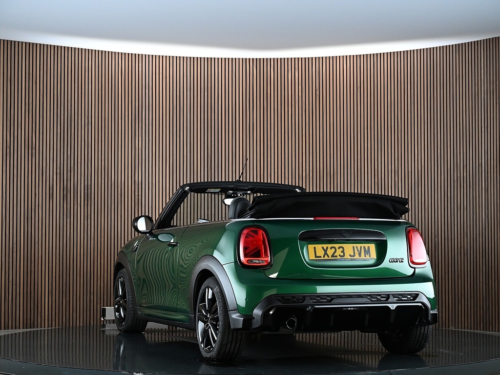 Mini Convertible 1.5 Cooper Sport Convertible Steptronic Green #6