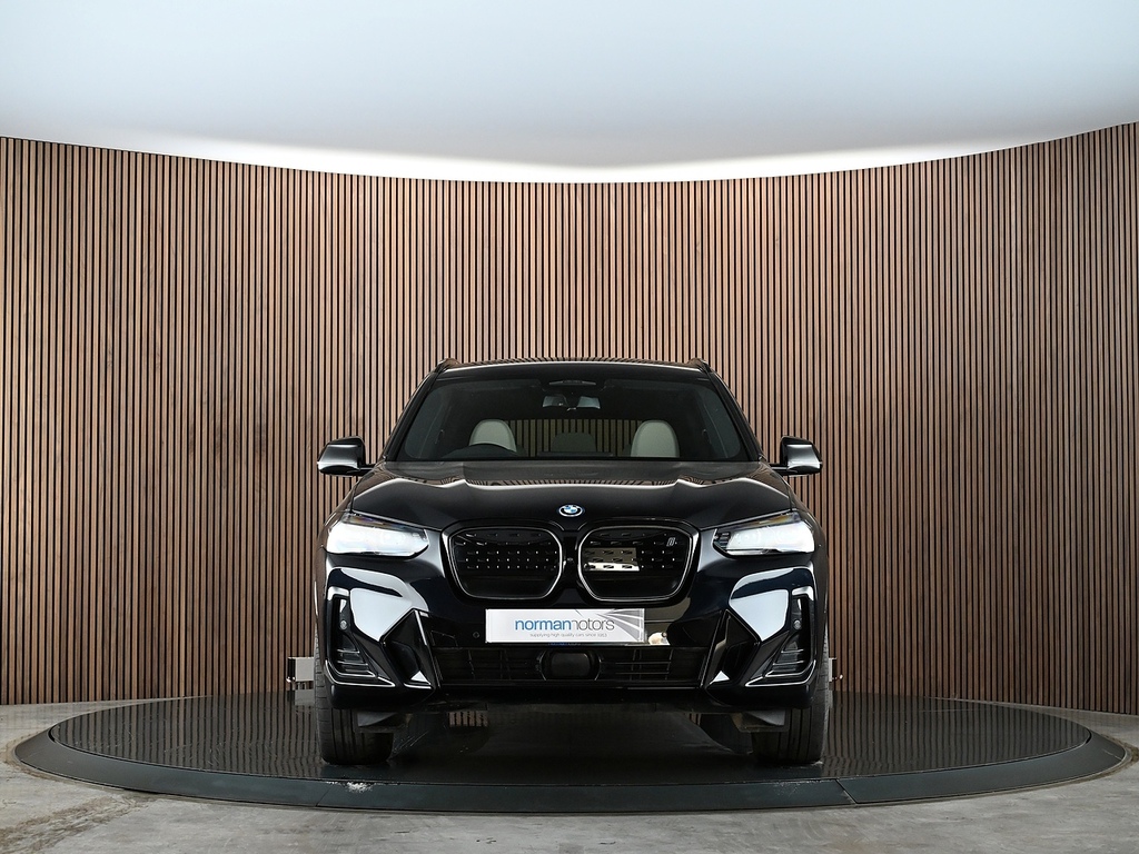 BMW iX3 80Kwh M Sport Pro Suv 286 Ps Black #4
