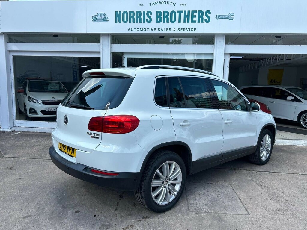 Volkswagen Tiguan Suv 2.0 Tdi Bluemotion Tech Match Edition 4Wd Euro CV16WFM White #5