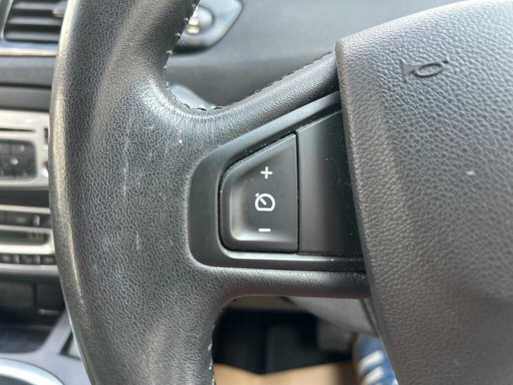 Renault Scenic 1.5 Dci Dynamique Tomtom Edc Euro 5 White #22