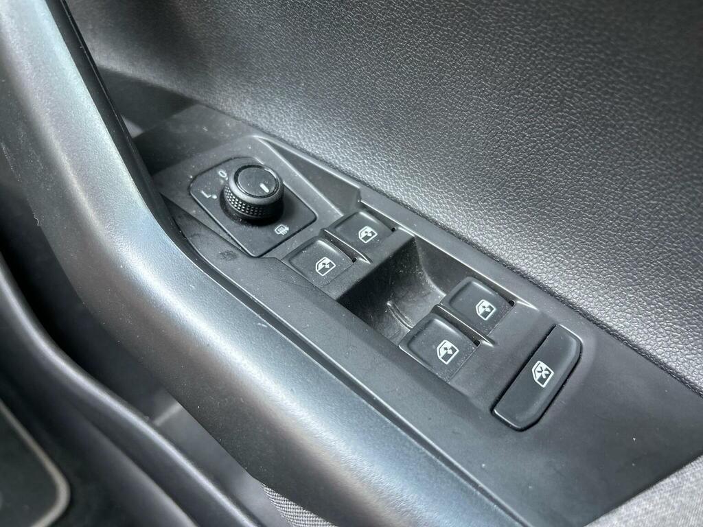 Volkswagen Polo Hatchback Black #27
