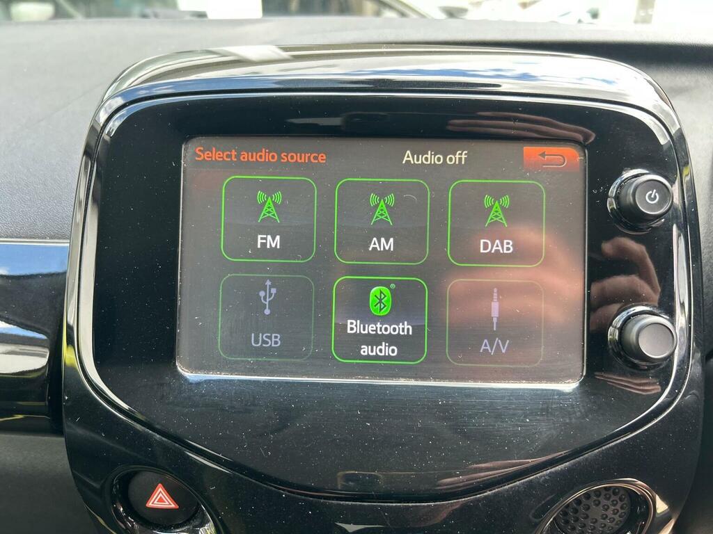 Toyota Aygo 2017 17 1.0  #17