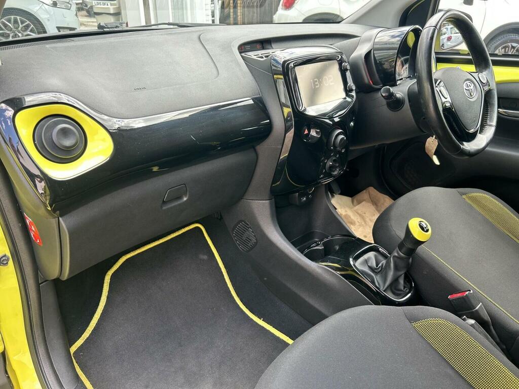 Toyota Aygo 2017 17 1.0  #15