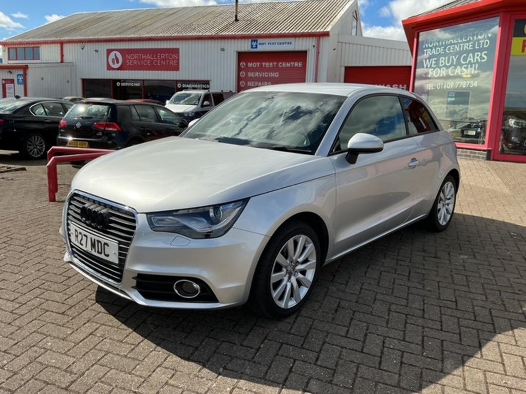Audi A1 Tfsi Sport Silver #3