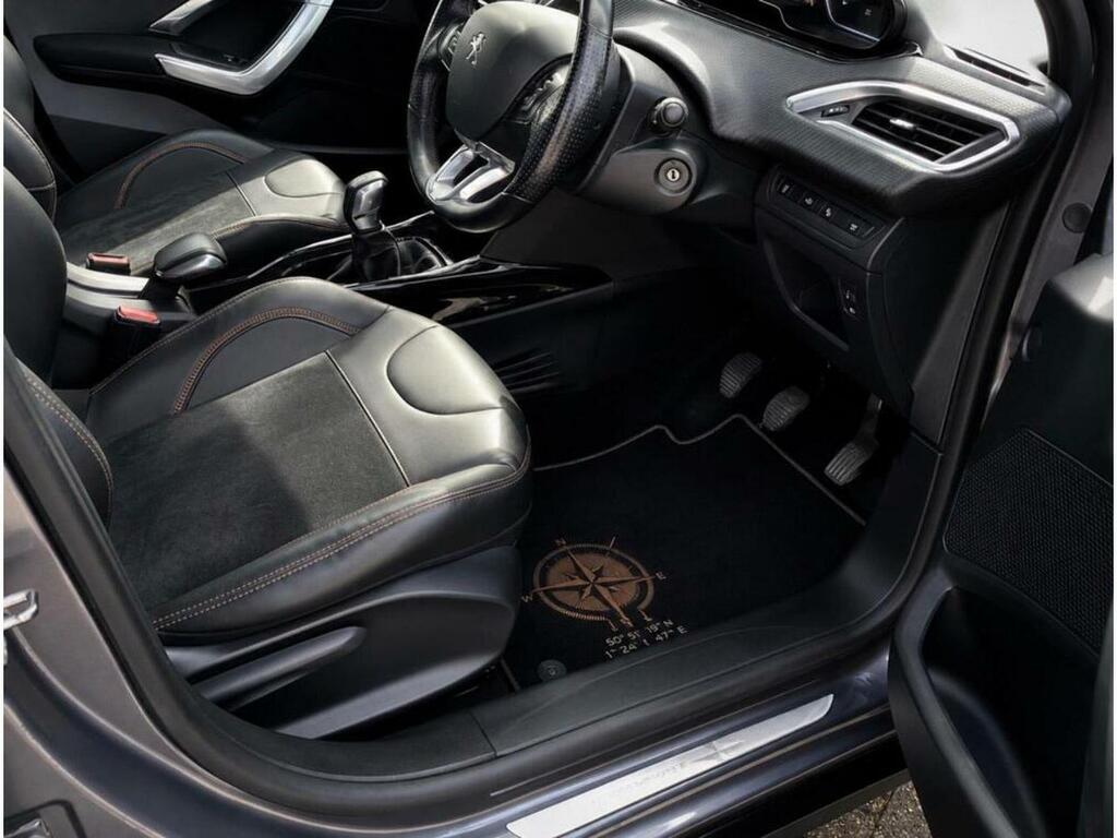 Peugeot e-2008 2008 Crossway E-hdi Ss Black #13