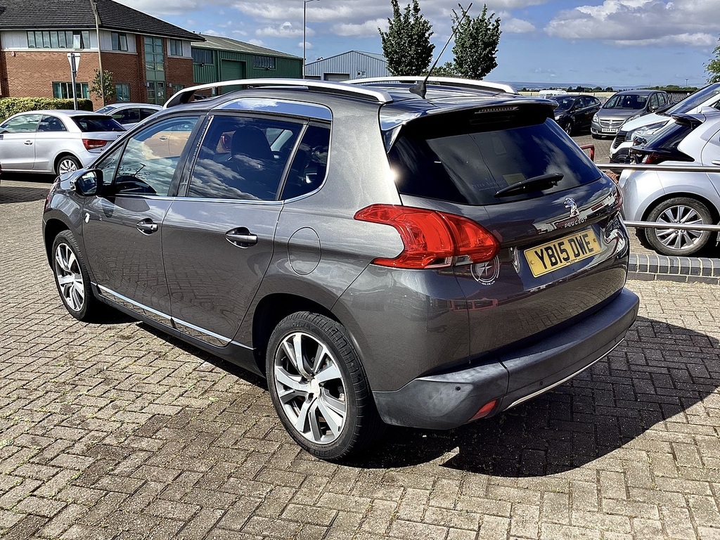 Peugeot e-2008 2008 Crossway E-hdi Ss Black #6