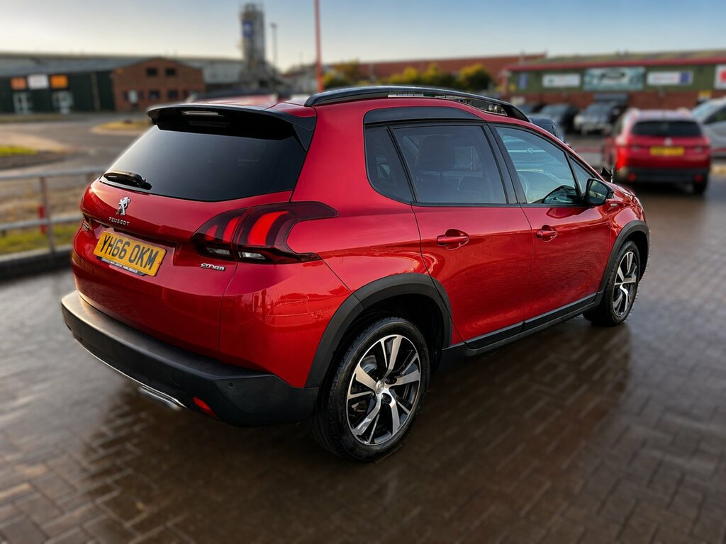 Peugeot 2008 Puretech Gt Line Red #2