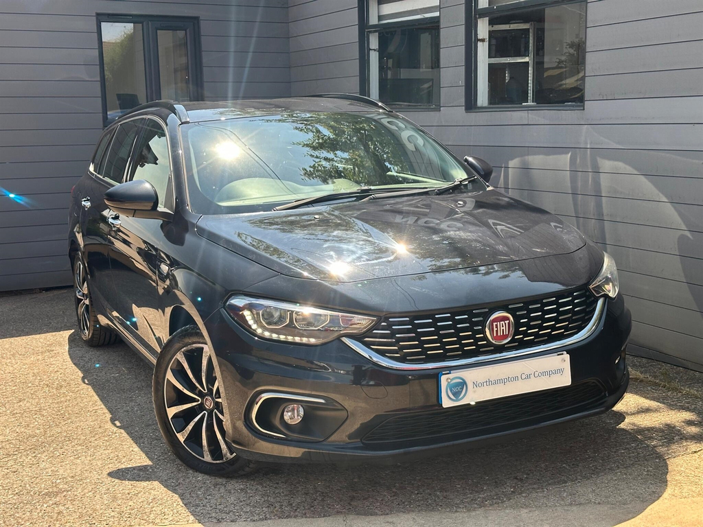 Fiat Tipo 1.6 Multijetii Lounge Euro 6 Ss WV67VLF Black #4