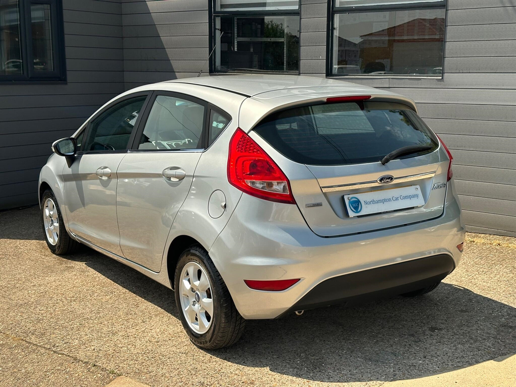 Ford Fiesta 1.6 Tdci Econetic Dpf Zetec #2