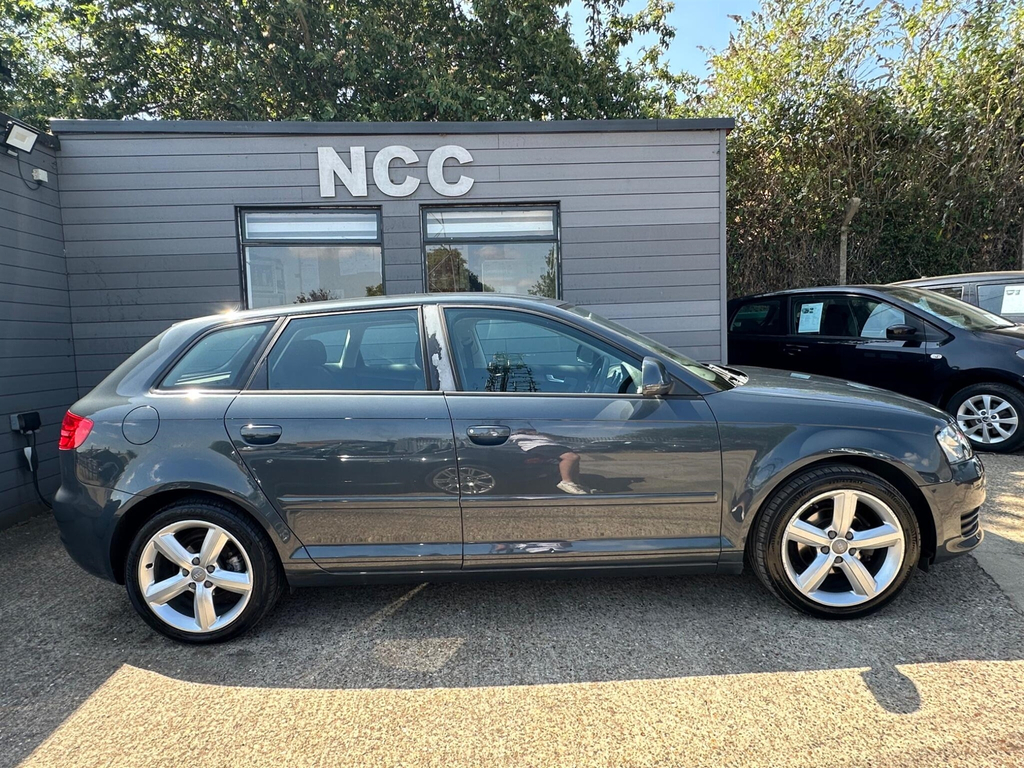 Audi A3 1.9 Tdi E Sport Red #7