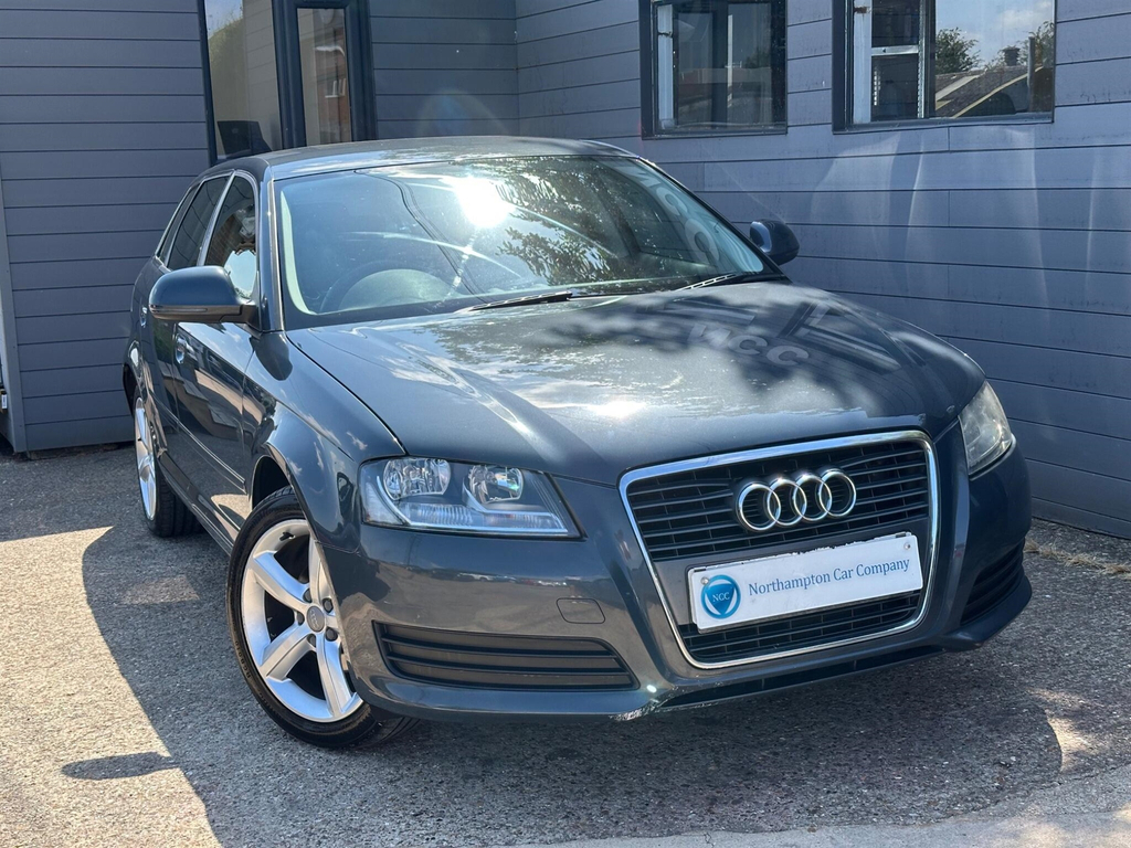 Audi A3 1.9 Tdi E Sport Red #4