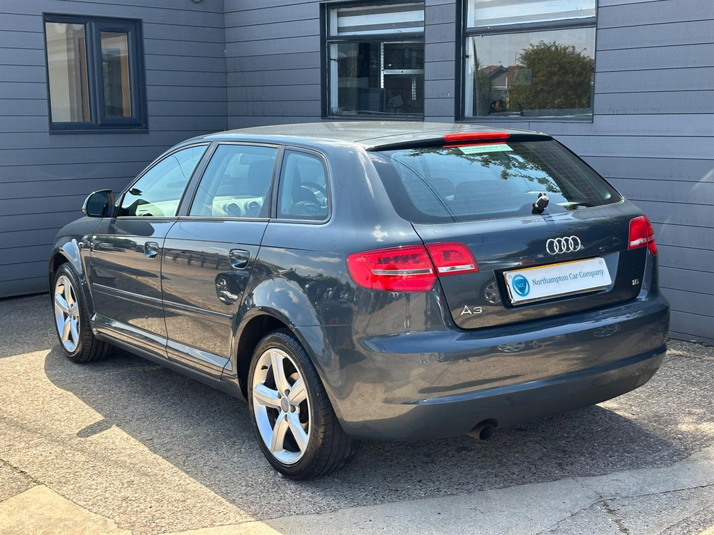 Audi A3 1.9 Tdi E Sport Red #12