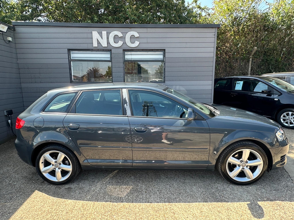 Audi A3 1.9 Tdi E Sport Red #6