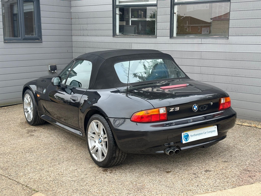 BMW Z3 I Blue #15