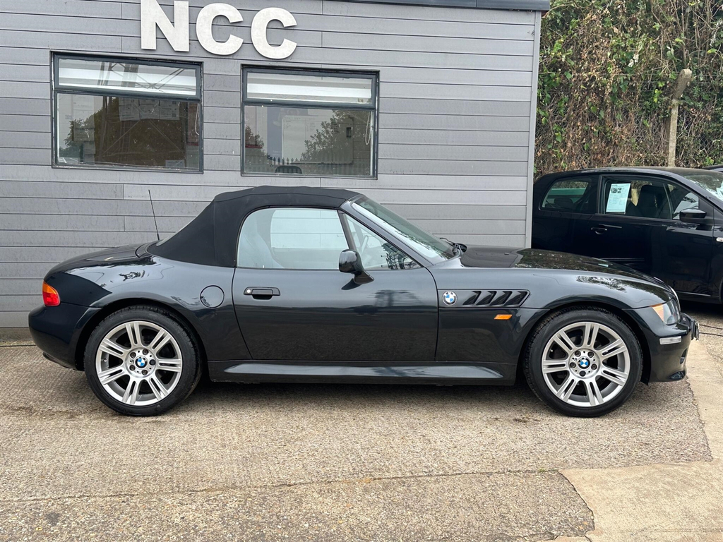 BMW Z3 I Blue #10