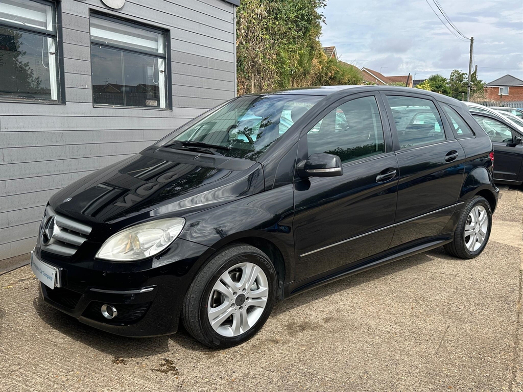 Mercedes-Benz B Class 1.5 B150 Sport Black #16