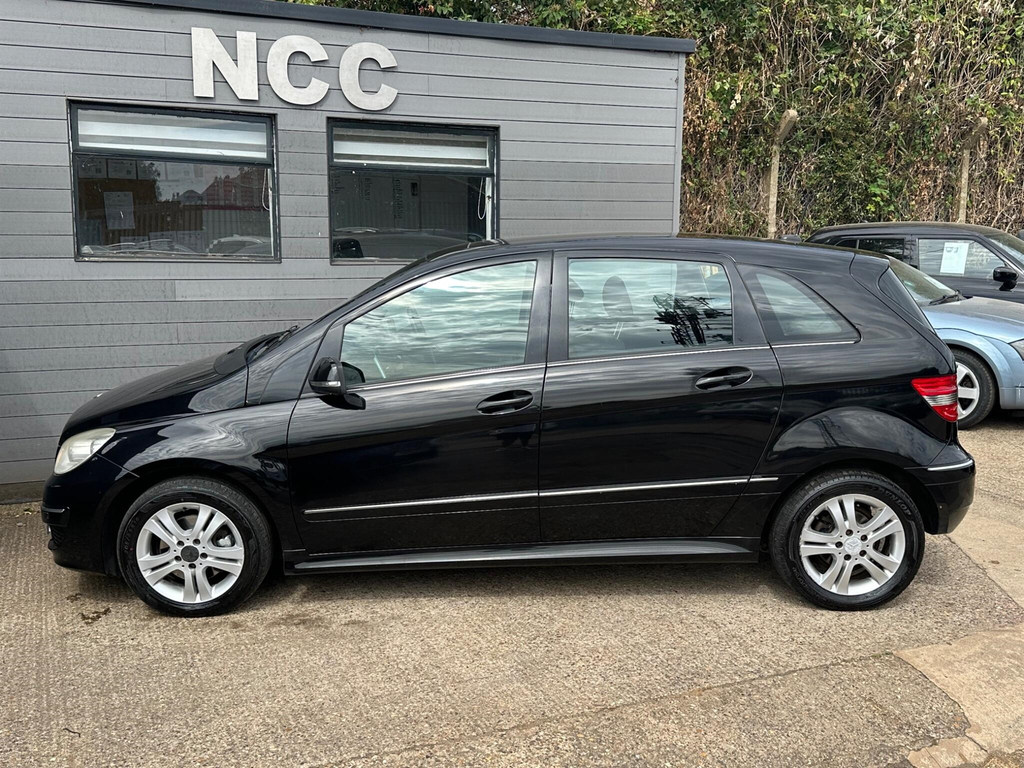 Mercedes-Benz B Class 1.5 B150 Sport Black #14