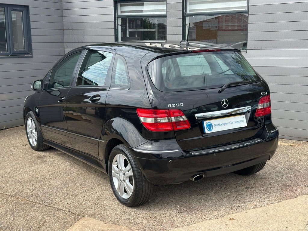 Mercedes-Benz B Class 1.5 B150 Sport Black #2