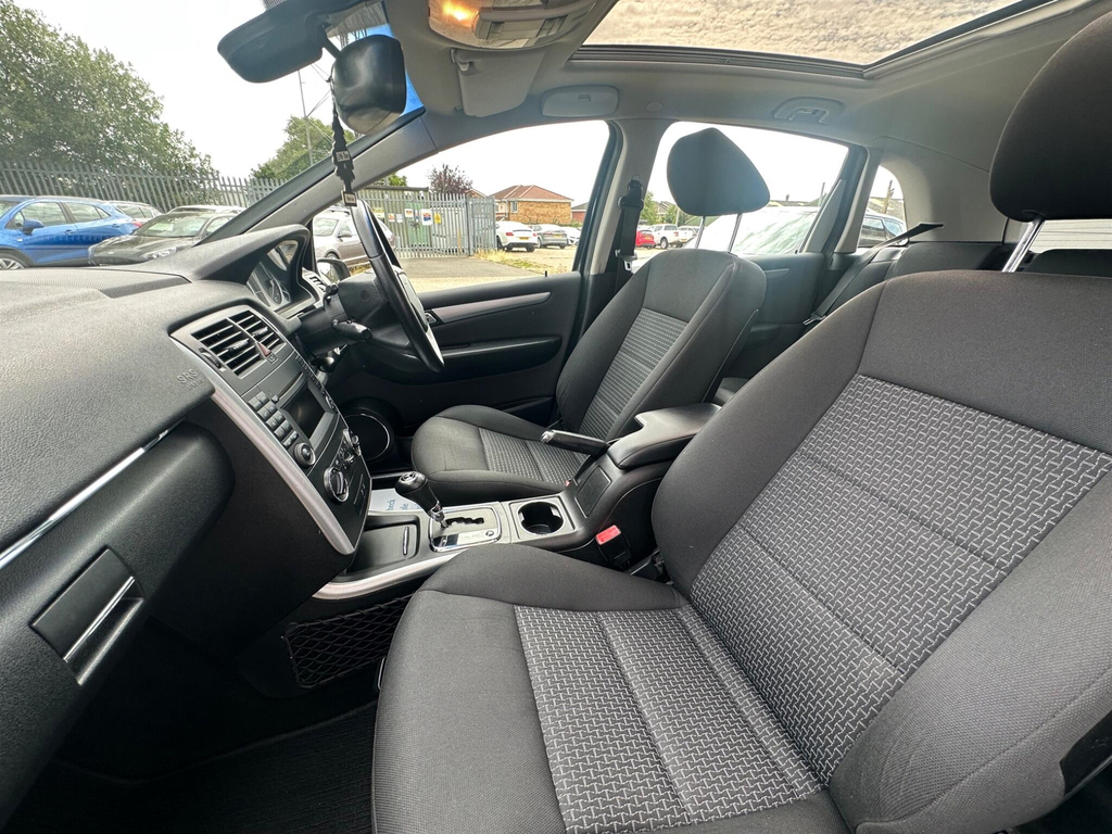 Mercedes-Benz B Class 1.5 B150 Sport Black #24