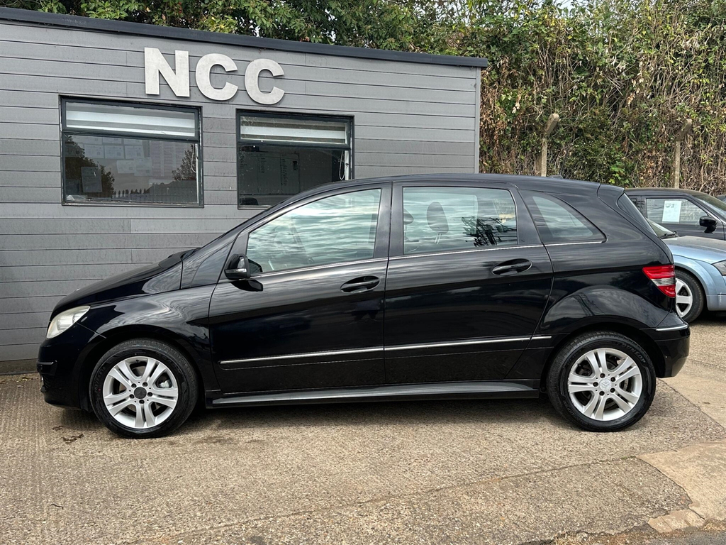 Mercedes-Benz B Class 1.5 B150 Sport Black #15