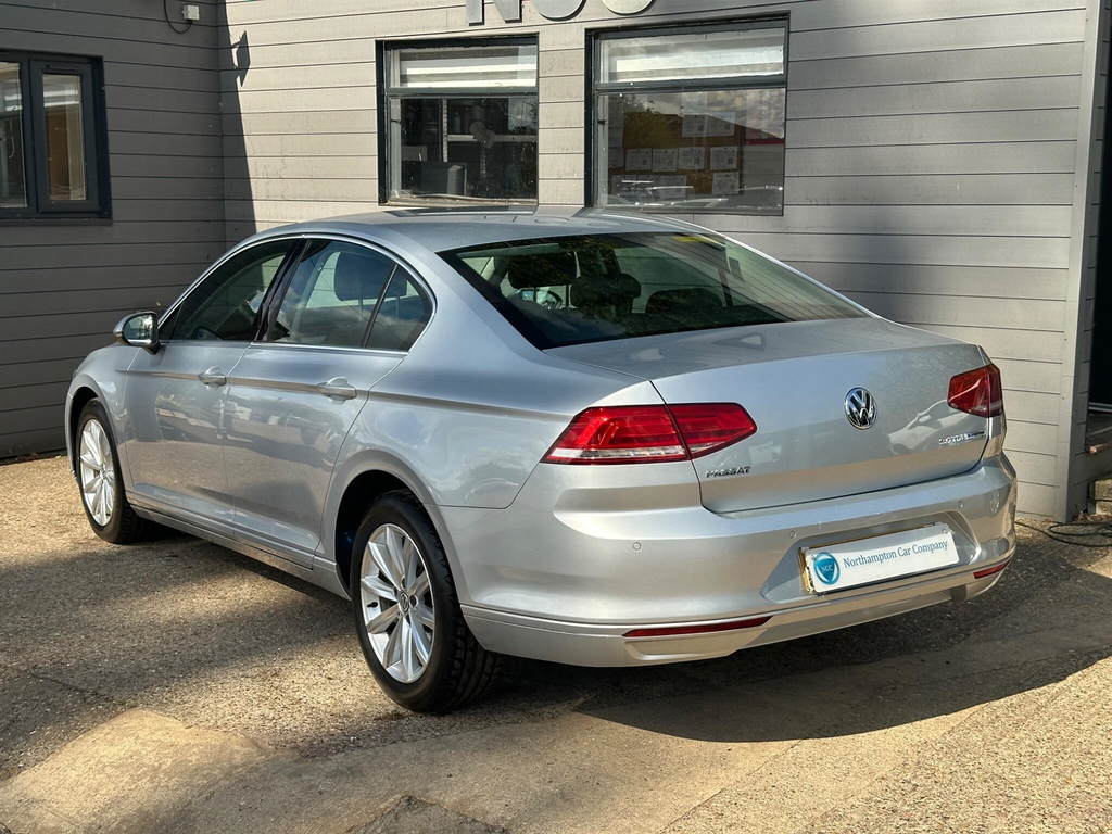 Volkswagen Passat 2.0 Tdi Bluemotion Tech Se Euro 6 Ss #2