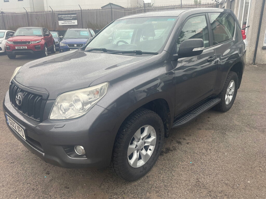 Toyota Land Cruiser Land Cruiser Lc3 D-4d White #8