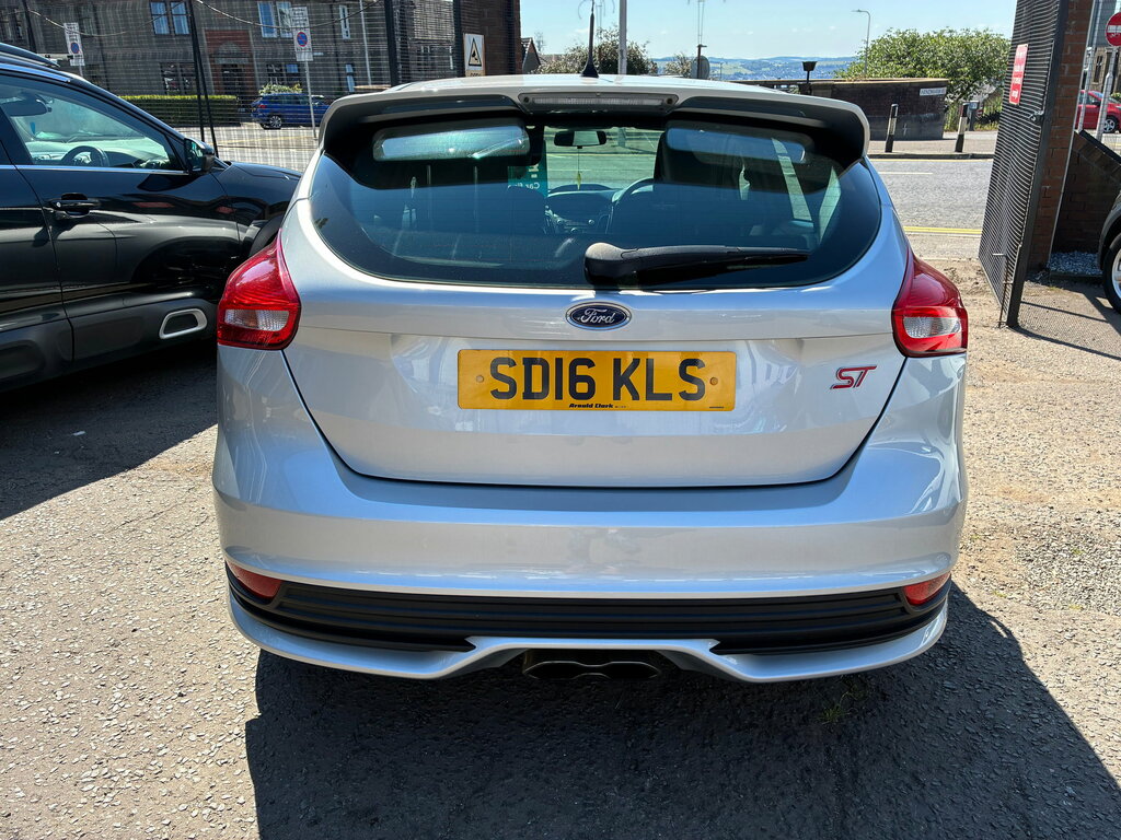 Ford Focus 2.0 Tdci St-1 Hatchback Euro 6 Silver #5